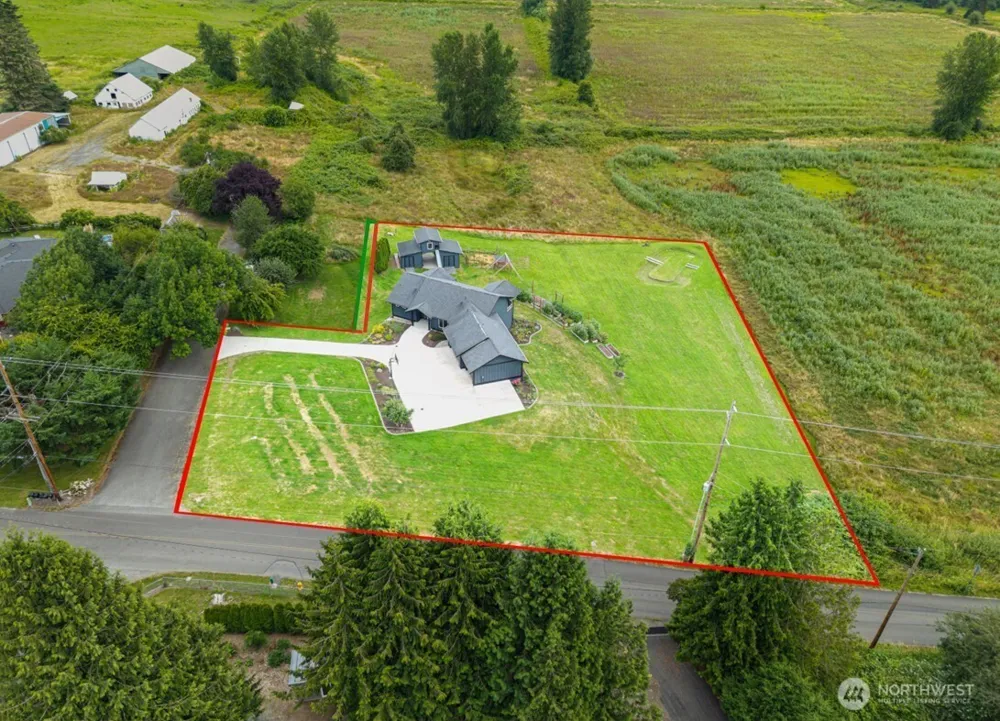 7406 100th Street NE Marysville, WA 98270