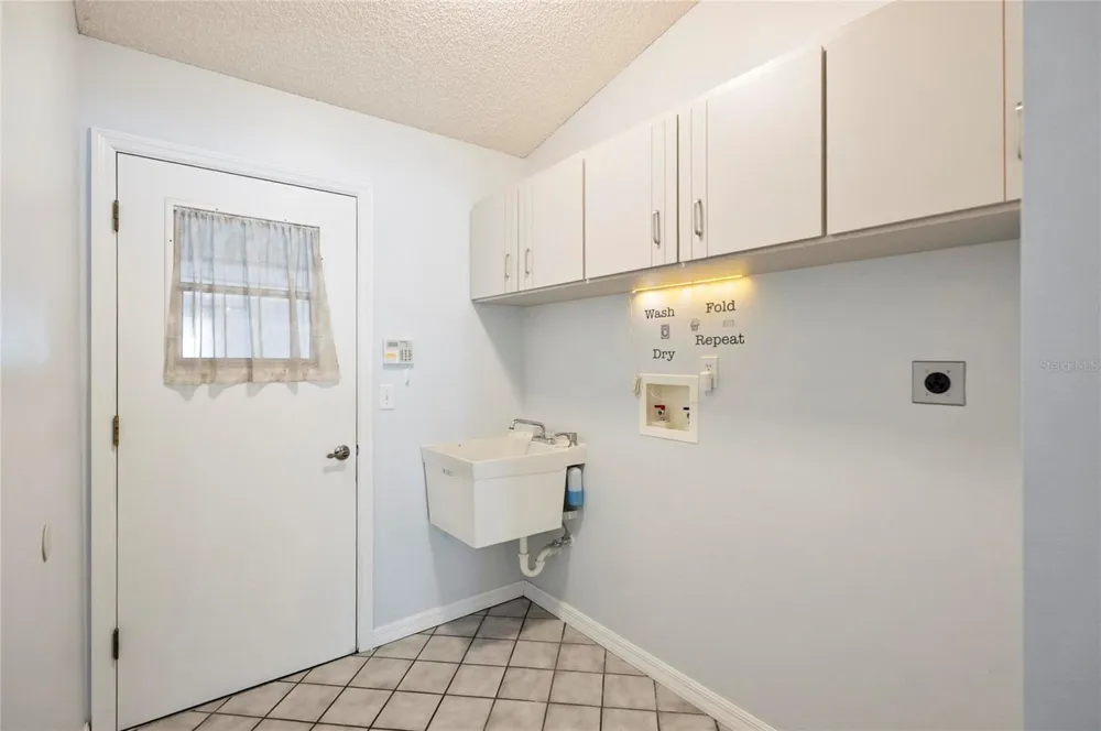 1 WASHWELL PLACE Palm Coast, FL 32164