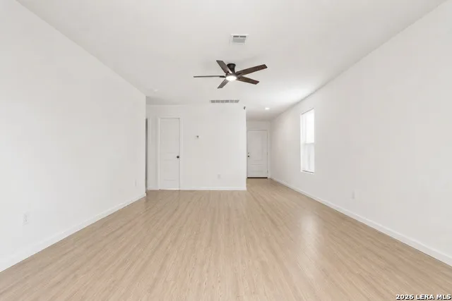 9405 Nelson Way Seguin, TX 78155