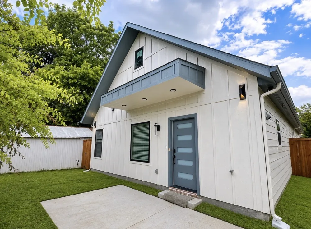 2916 Hemphill Street #B Greenville, TX 75401