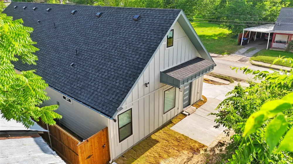 2916 Hemphill Street #B Greenville, TX 75401