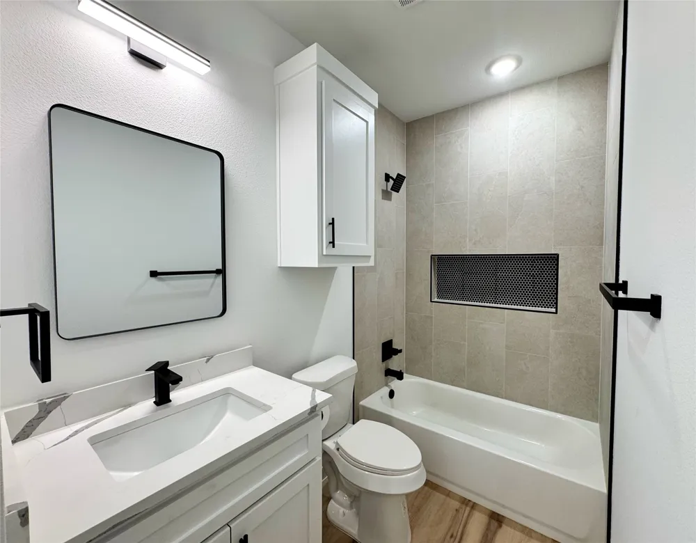 2916 Hemphill Street #B Greenville, TX 75401