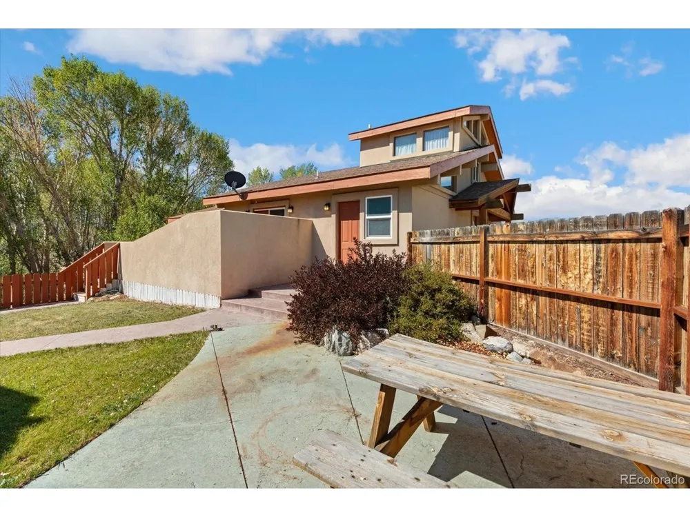 9901 County Road 120 Salida, CO 81201