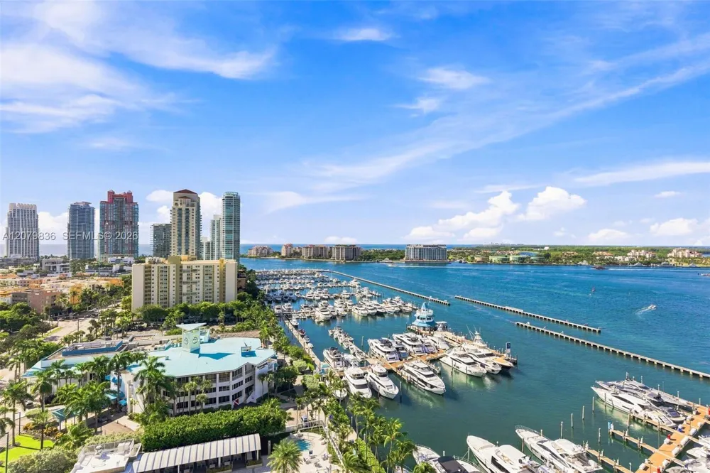 400 Alton Rd #1804 Miami Beach, FL 33139