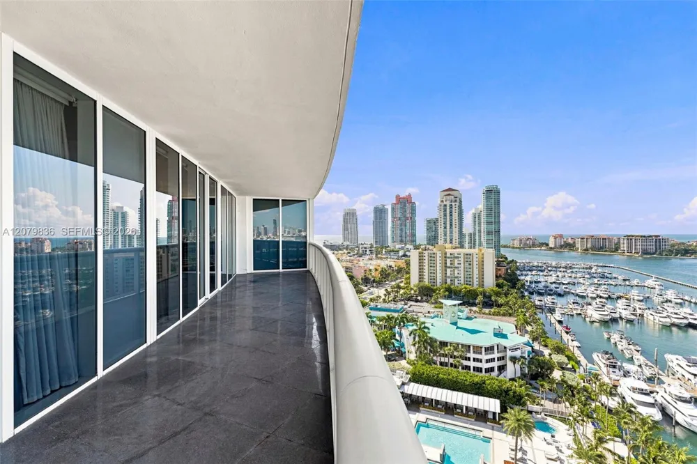 400 Alton Rd #1804 Miami Beach, FL 33139