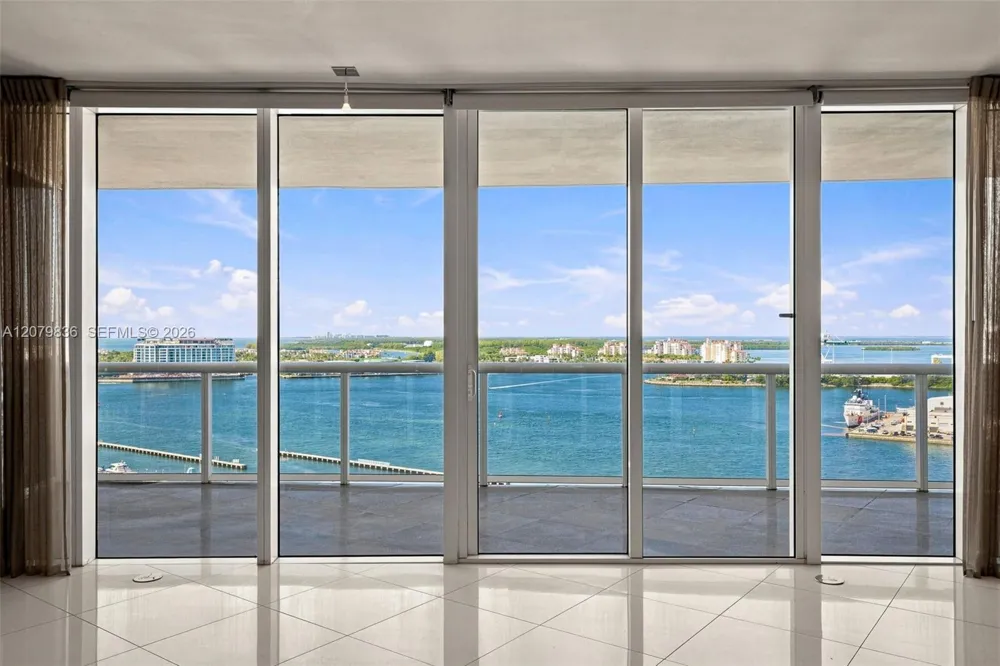 400 Alton Rd #1804 Miami Beach, FL 33139