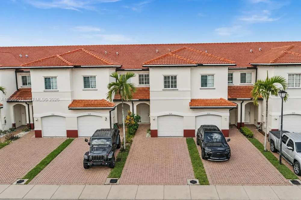 3530 NW 29th Ct Lauderdale Lakes, FL 33311