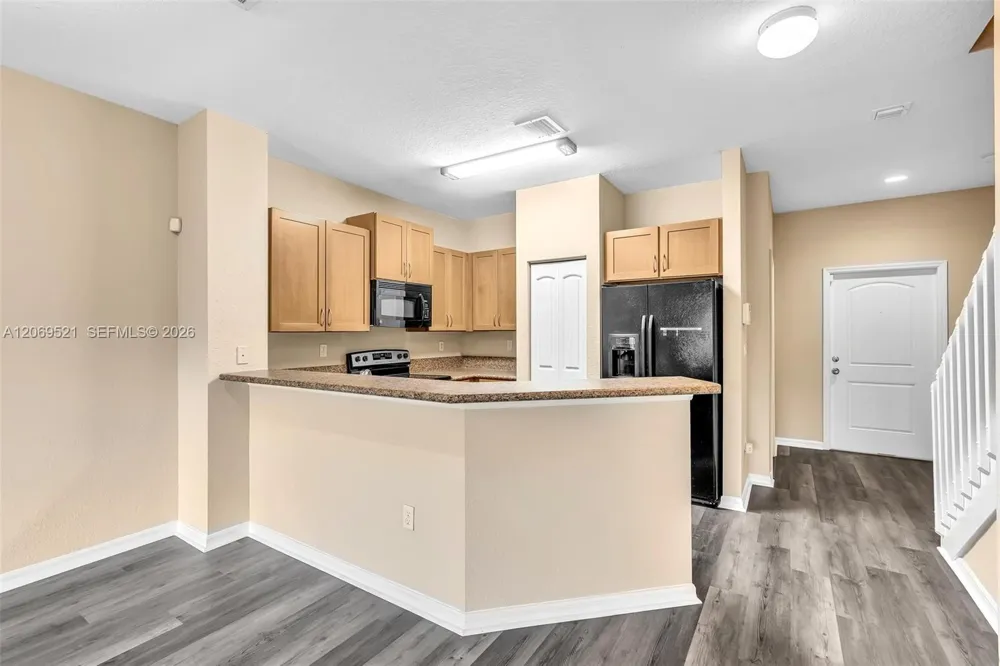 3530 NW 29th Ct Lauderdale Lakes, FL 33311