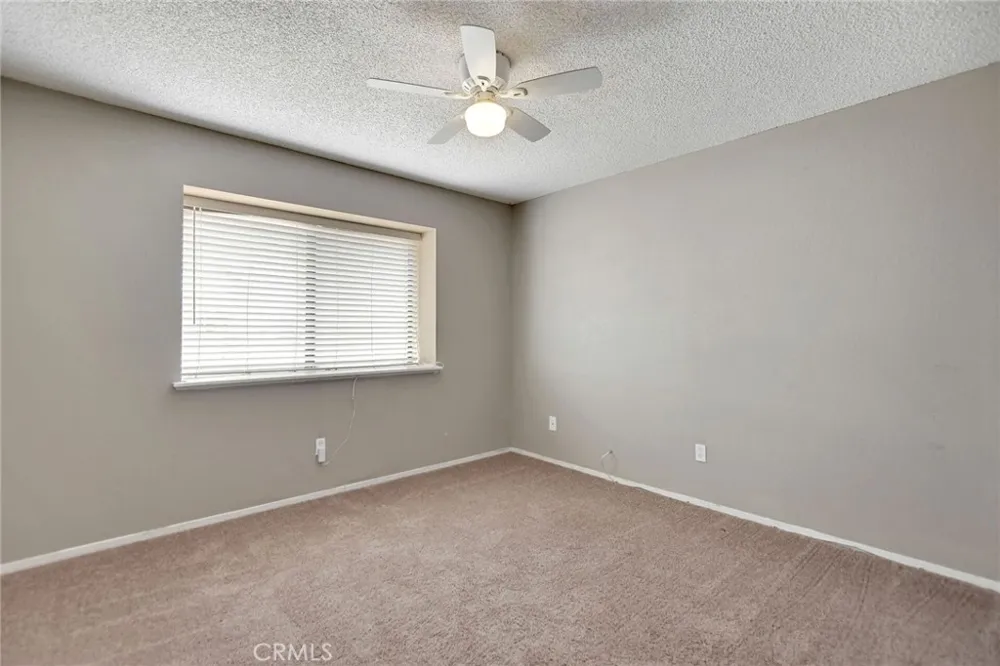 10130 Evelyn California City, CA 93505