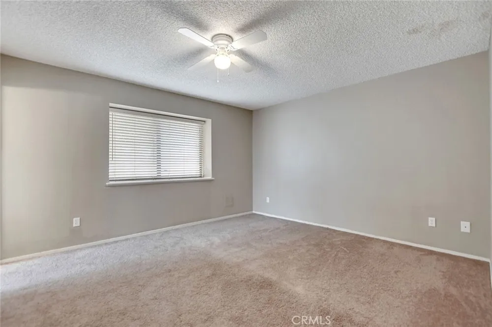 10130 Evelyn California City, CA 93505