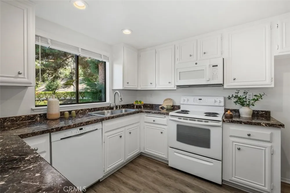 31383 E Nine Drive Laguna Niguel, CA 92677
