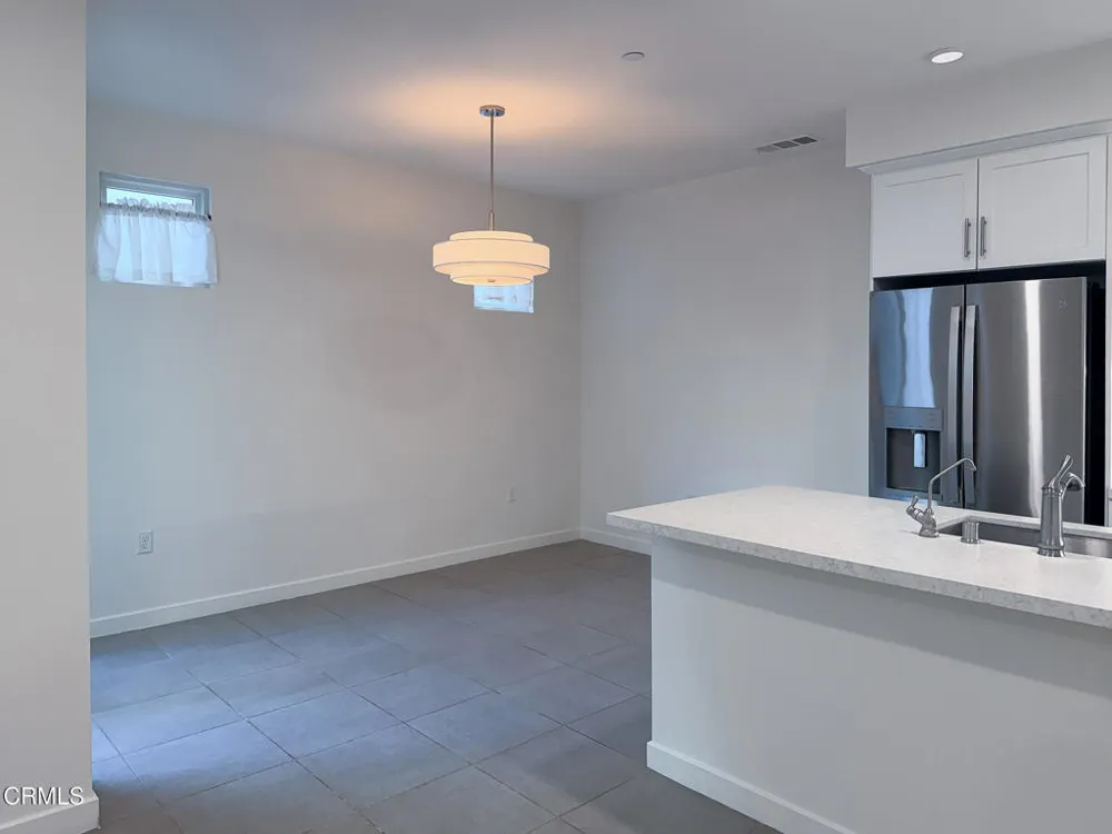 1568 E Thompson Boulevard Ventura, CA 93001