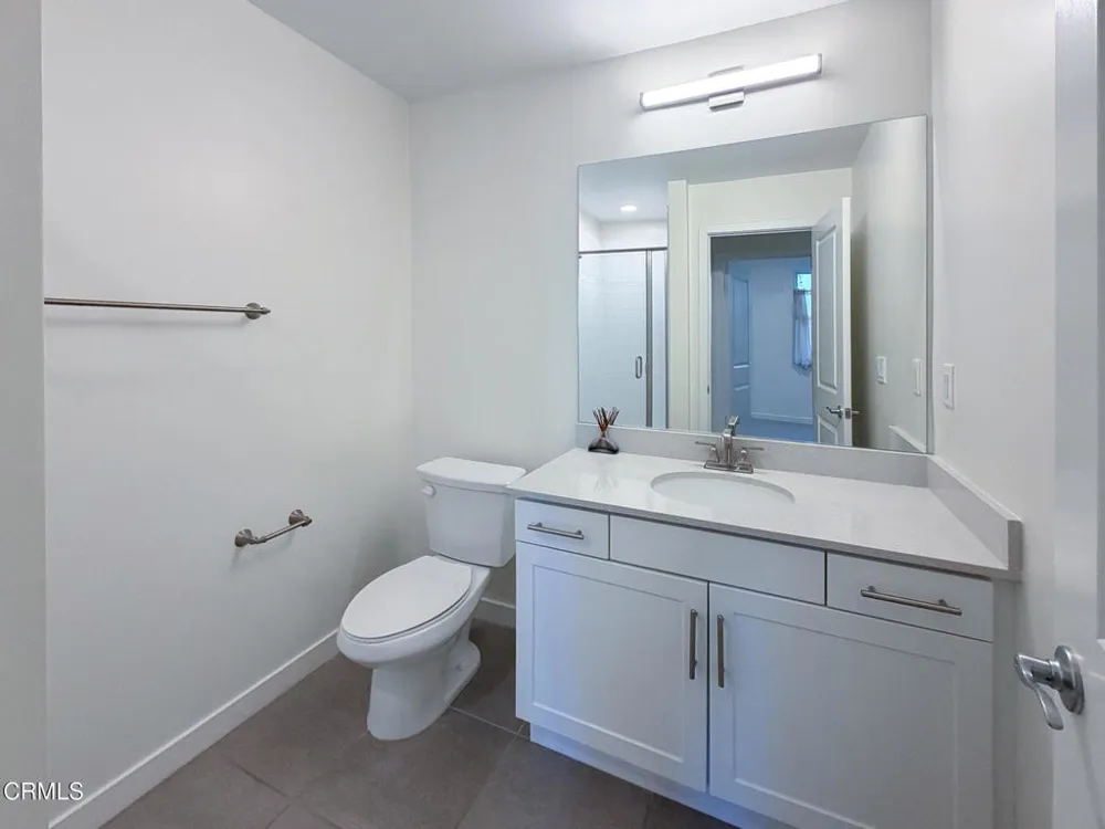 1568 E Thompson Boulevard Ventura, CA 93001