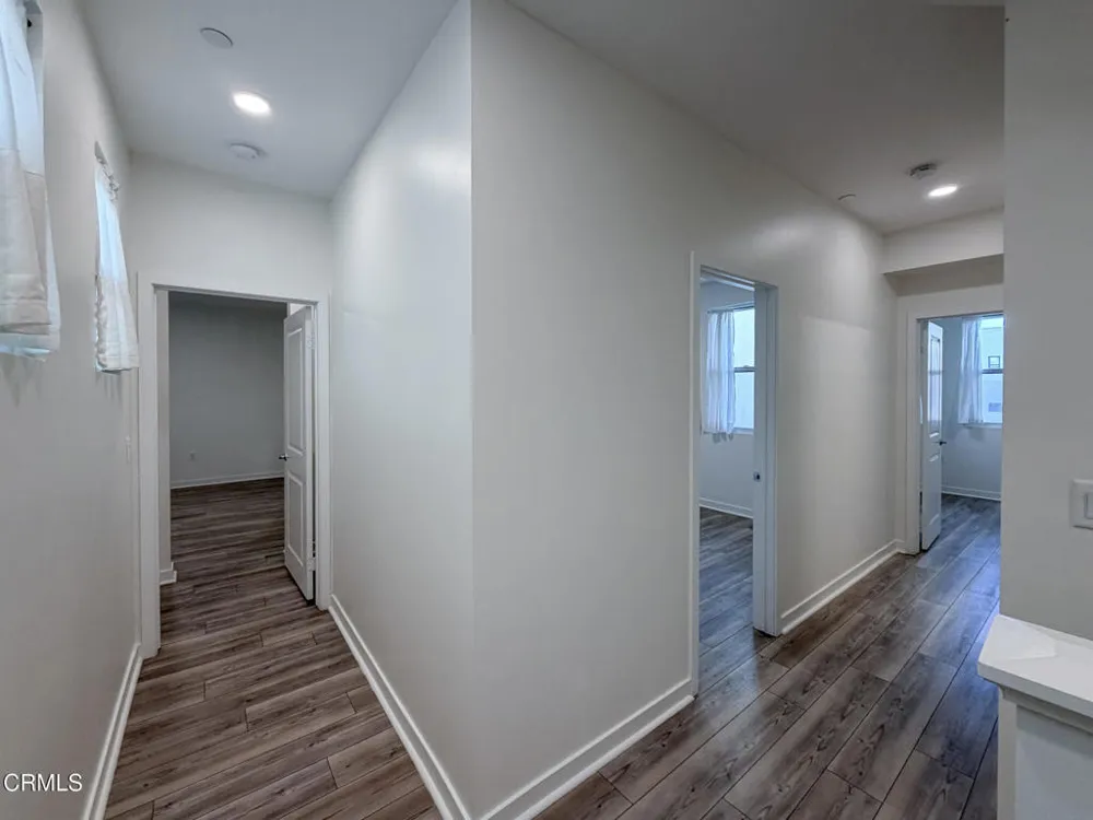 1568 E Thompson Boulevard Ventura, CA 93001