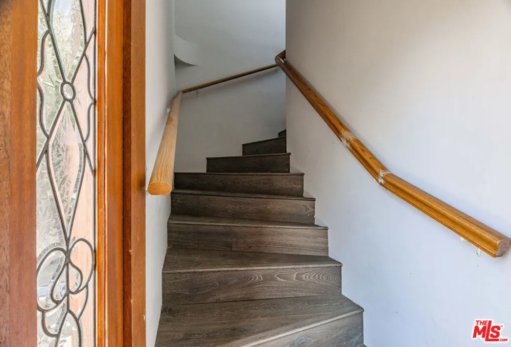 1112 Ocean Park Boulevard #D Santa Monica, CA 90405