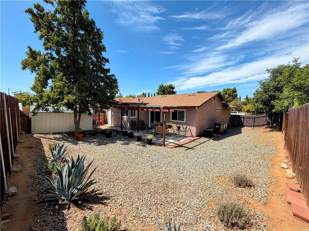 200 Janan Court Banning, CA 92220