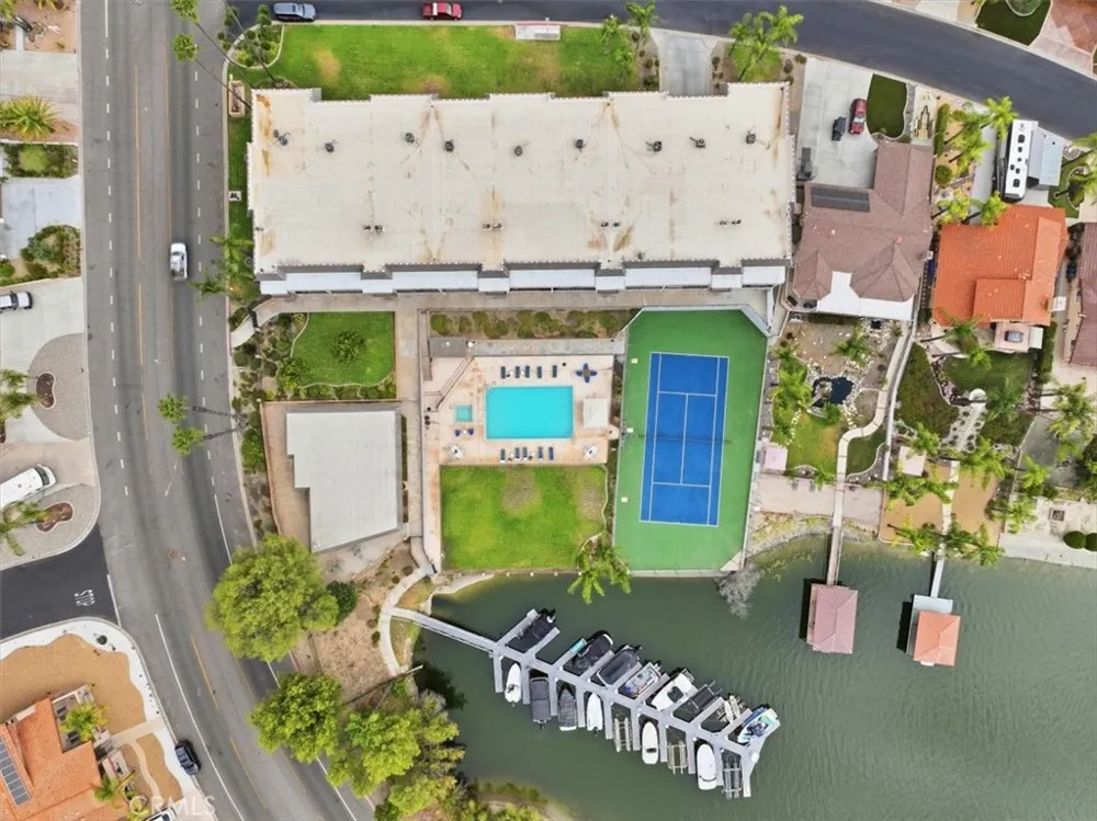 22570 Bass Place #1 Canyon Lake, CA 92587