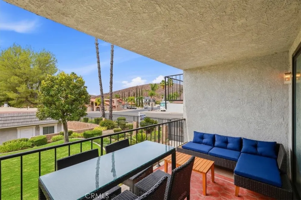 22570 Bass Place #1 Canyon Lake, CA 92587