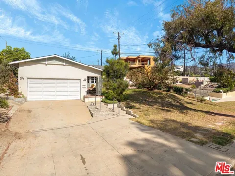 16801 W Sunset Boulevard