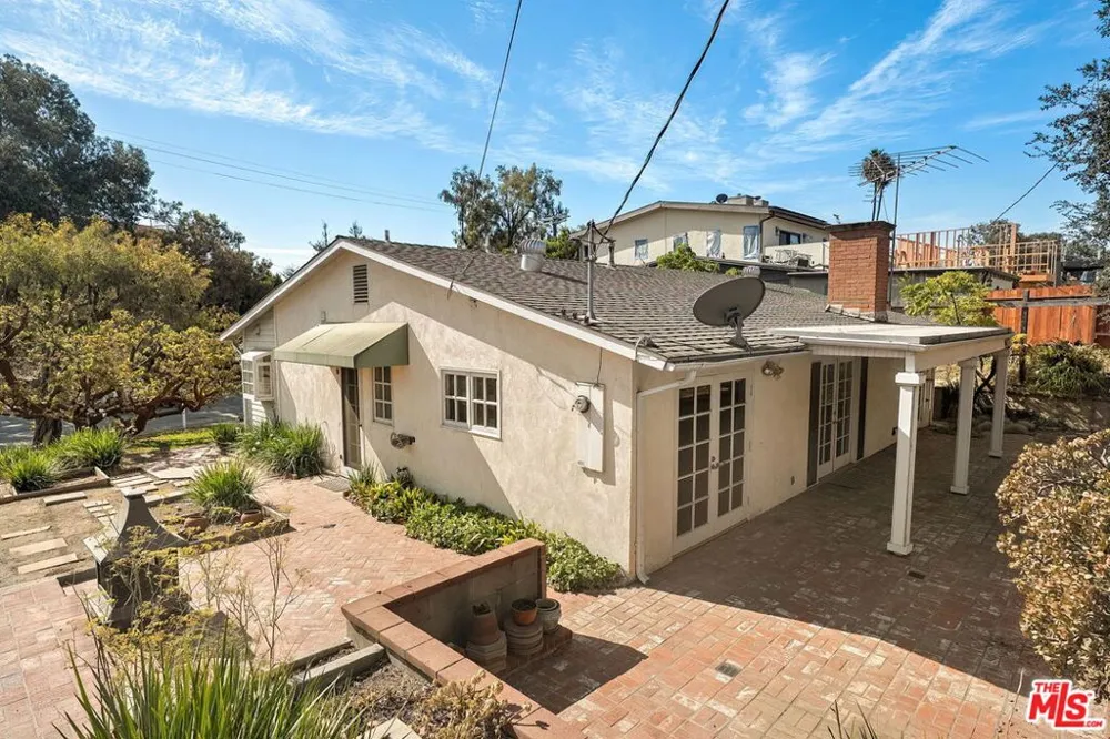 16801 W Sunset Boulevard Los Angeles, CA 90272