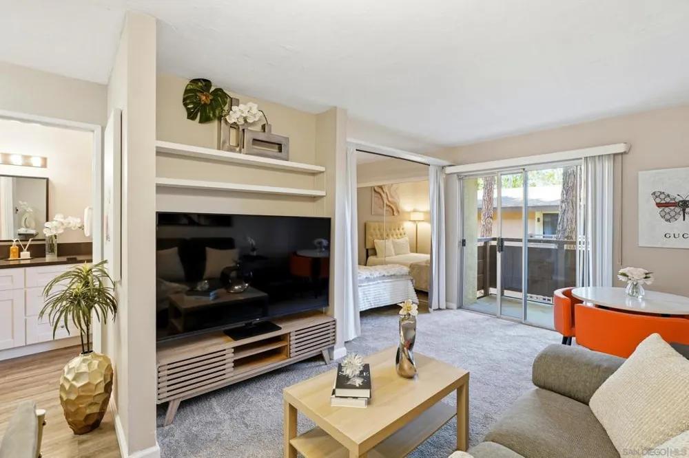 1621 Hotel Circle S #E230 San Diego, CA 92108