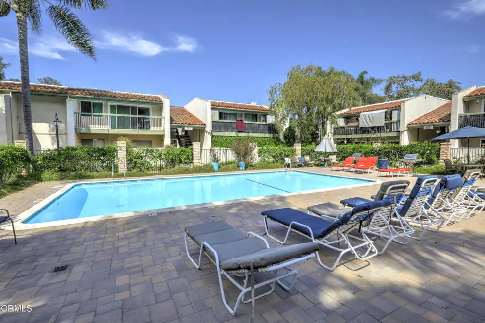 39 Dearborn Place #93 Goleta, CA 93117
