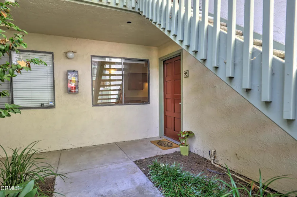 39 Dearborn Place #93 Goleta, CA 93117