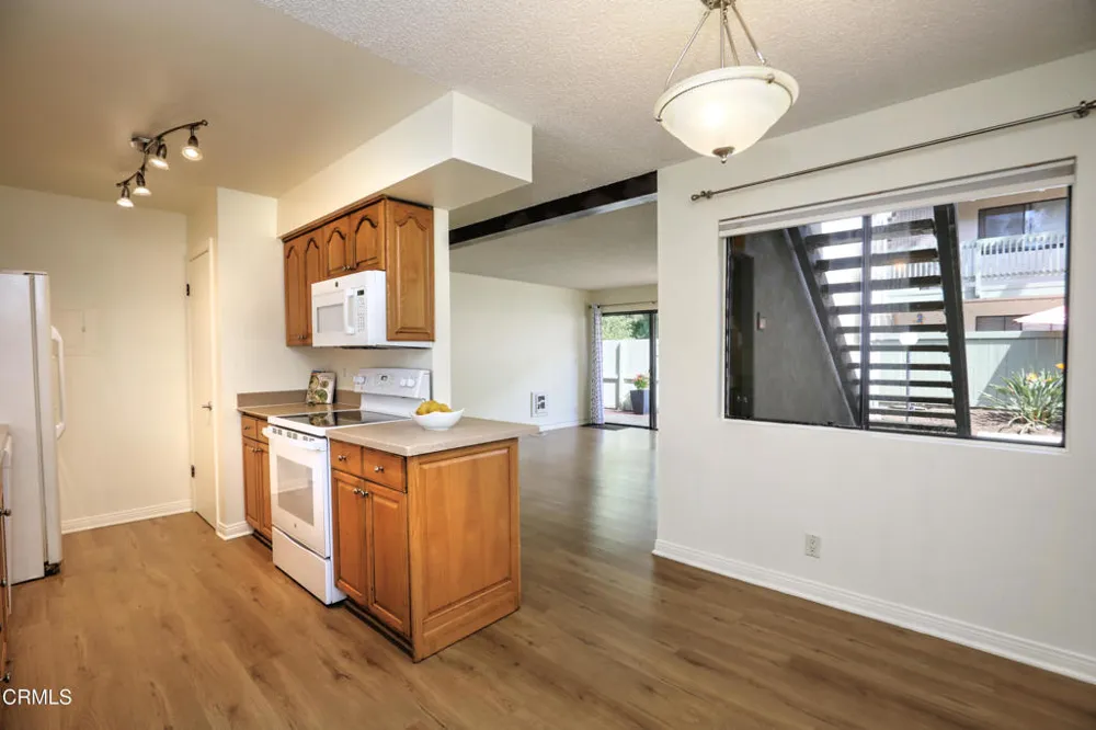 39 Dearborn Place #93 Goleta, CA 93117