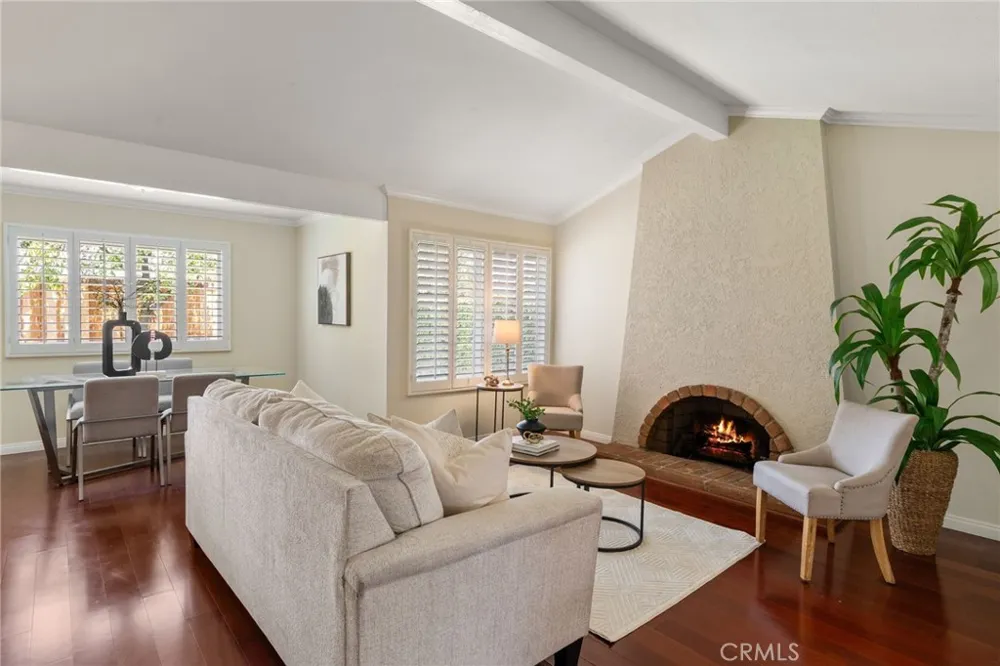 1825 W Las Palmas  Circle Orange, CA 92868
