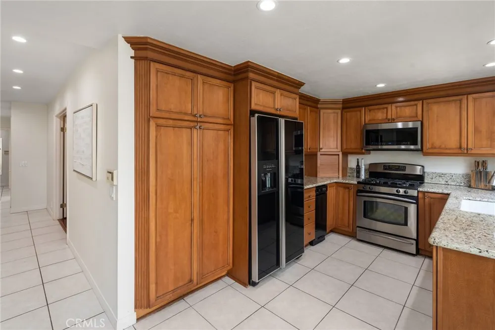 1825 W Las Palmas  Circle Orange, CA 92868