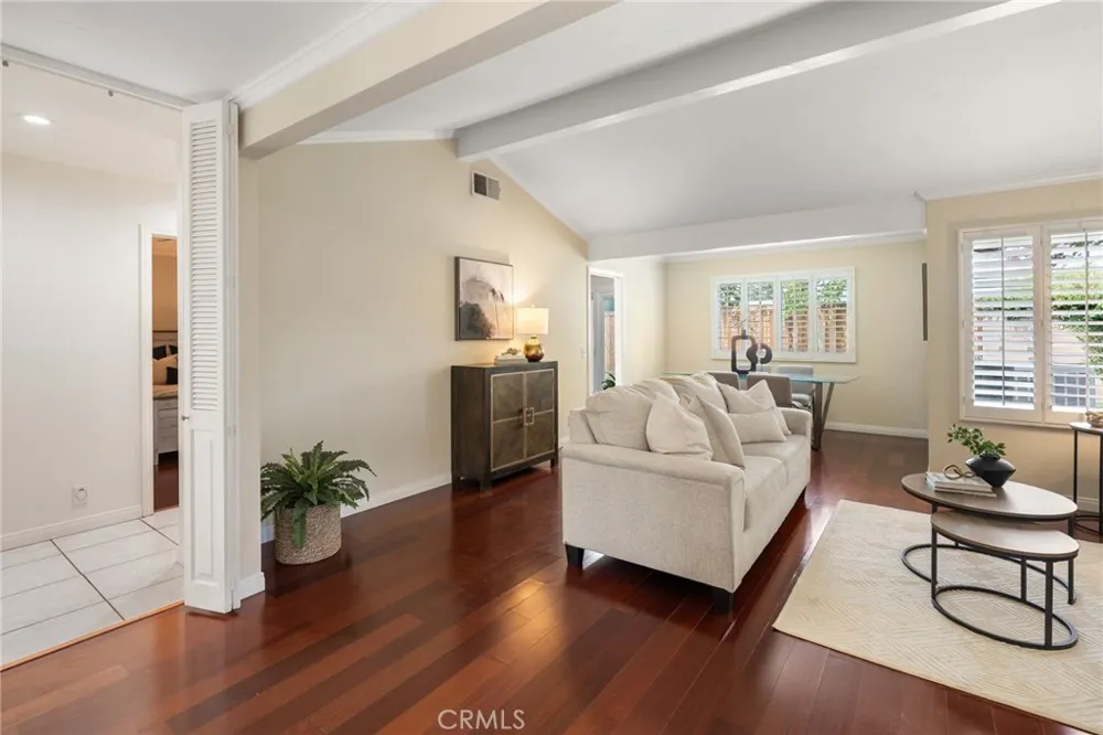 1825 W Las Palmas  Circle Orange, CA 92868