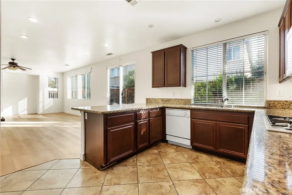 31574 Six Rivers Court Temecula, CA 92592
