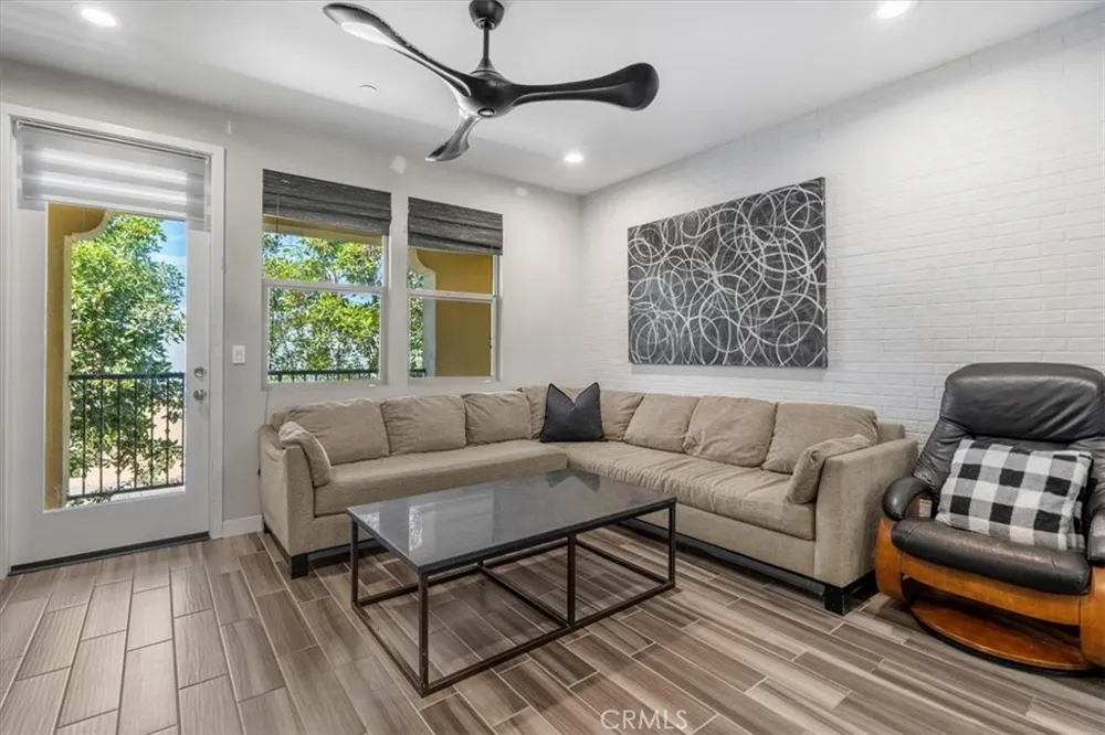 3800 W Kent Ave #3 Santa Ana, CA 92704