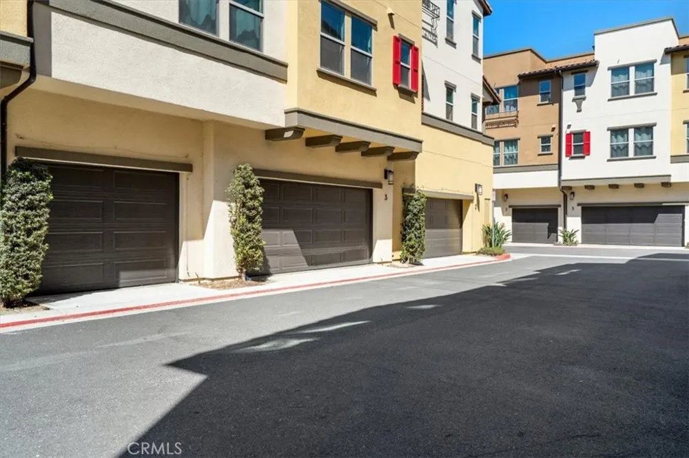 3800 W Kent Ave #3 Santa Ana, CA 92704