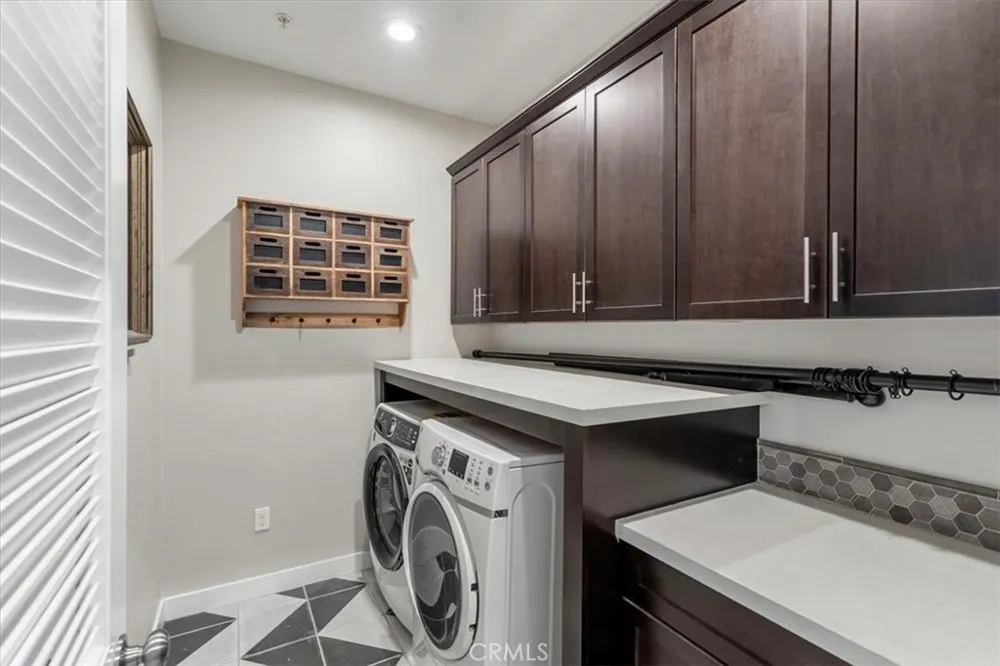 3800 W Kent Ave #3 Santa Ana, CA 92704