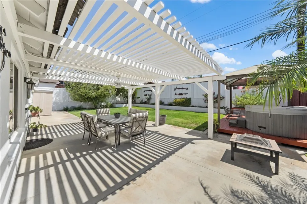 846 De Jur Brea, CA 92821