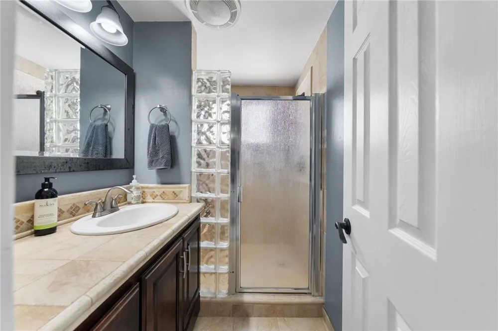 846 De Jur Brea, CA 92821