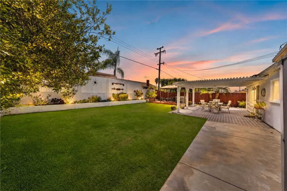 846 De Jur Brea, CA 92821