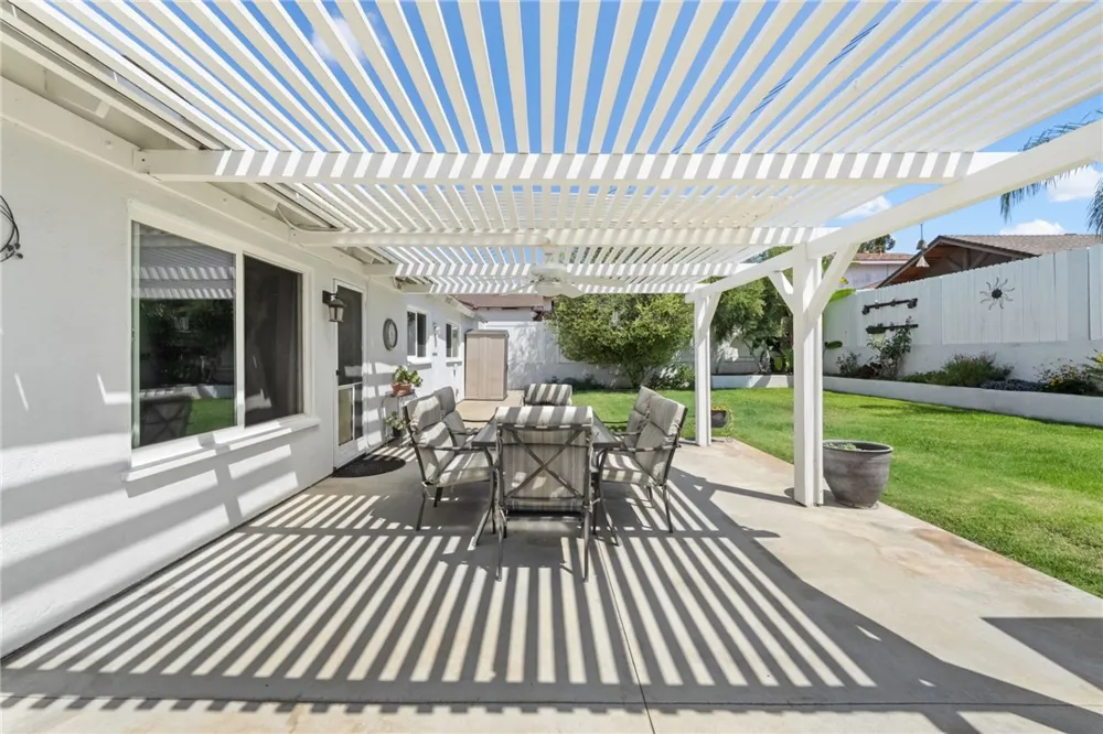 846 De Jur Brea, CA 92821