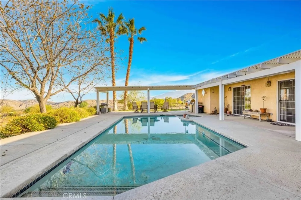 10341 Pinon Avenue Morongo Valley, CA 92256