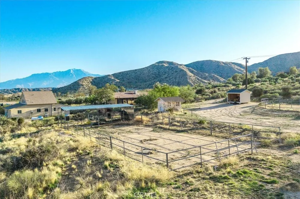 10341 Pinon Avenue Morongo Valley, CA 92256