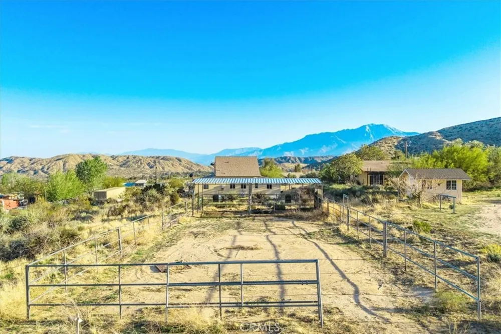 10341 Pinon Avenue Morongo Valley, CA 92256