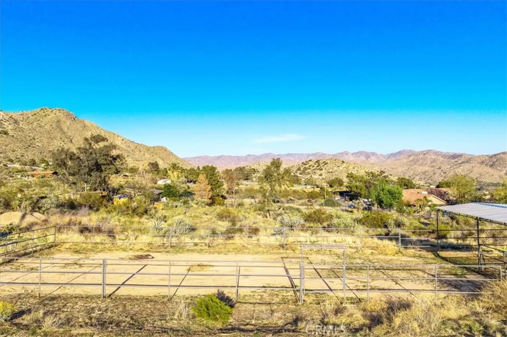 10341 Pinon Avenue Morongo Valley, CA 92256