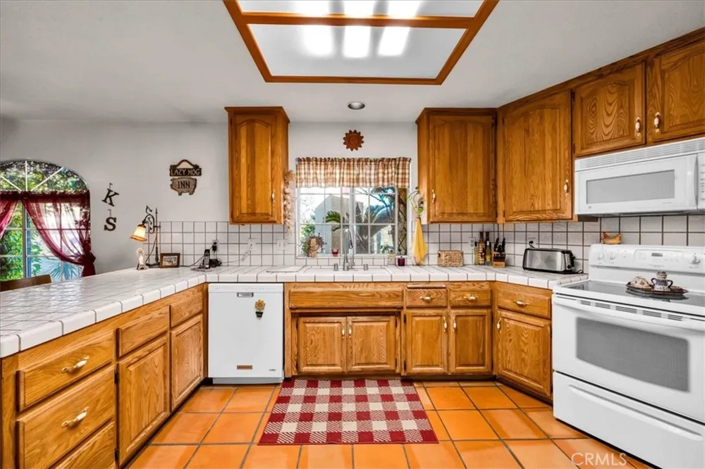 10341 Pinon Avenue Morongo Valley, CA 92256