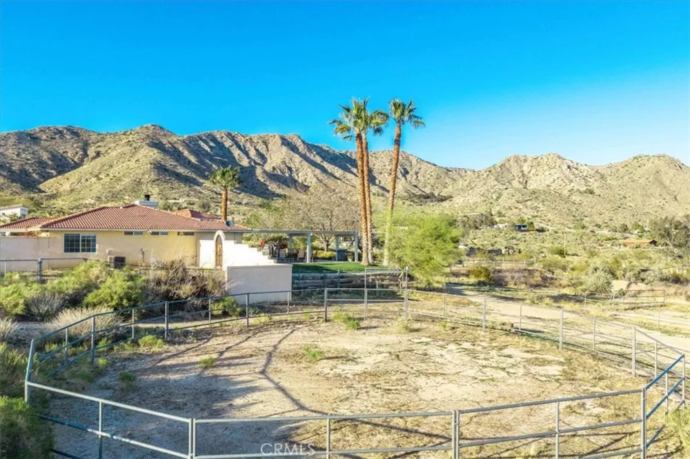 10341 Pinon Avenue Morongo Valley, CA 92256