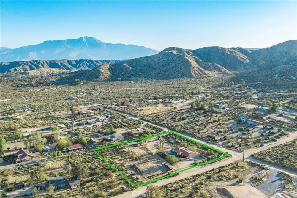 10341 Pinon Avenue Morongo Valley, CA 92256