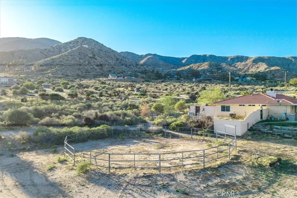 10341 Pinon Avenue Morongo Valley, CA 92256