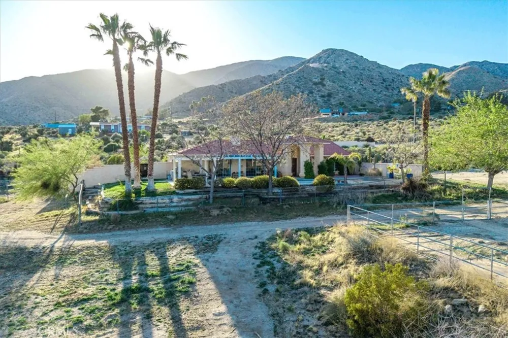 10341 Pinon Avenue Morongo Valley, CA 92256