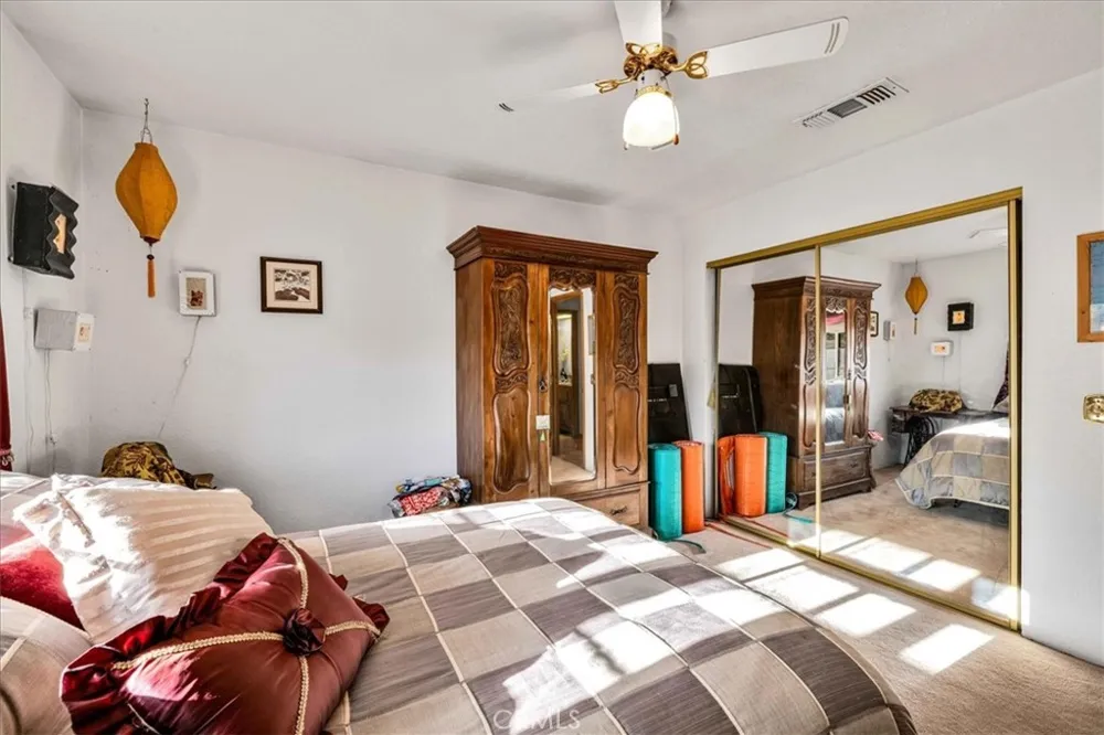 10341 Pinon Avenue Morongo Valley, CA 92256