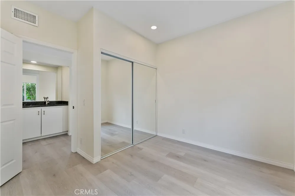 20 Norton St Irvine, CA 92612